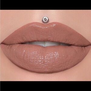 Jeffree Star Supreme Gloss - House Tour